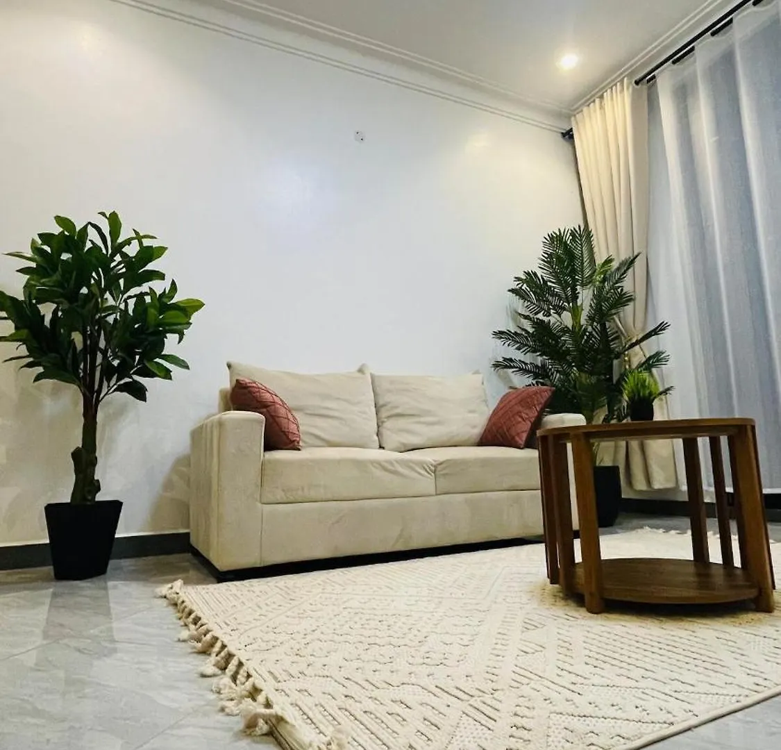 Febs Luxe Residences Kampala 0*,